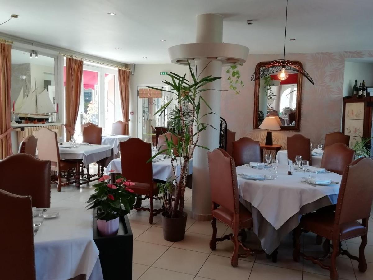 Hotel De Bretagne Dol Centre Ville - Hotel Et Restaurant Дол-де-Бретан Екстериор снимка