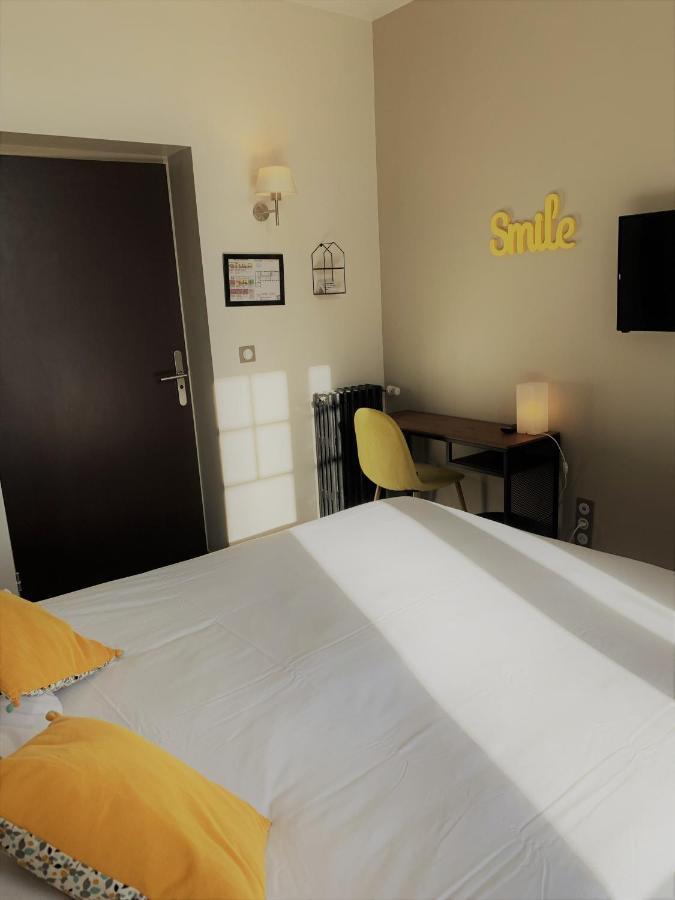 Hotel De Bretagne Dol Centre Ville - Hotel Et Restaurant Дол-де-Бретан Екстериор снимка