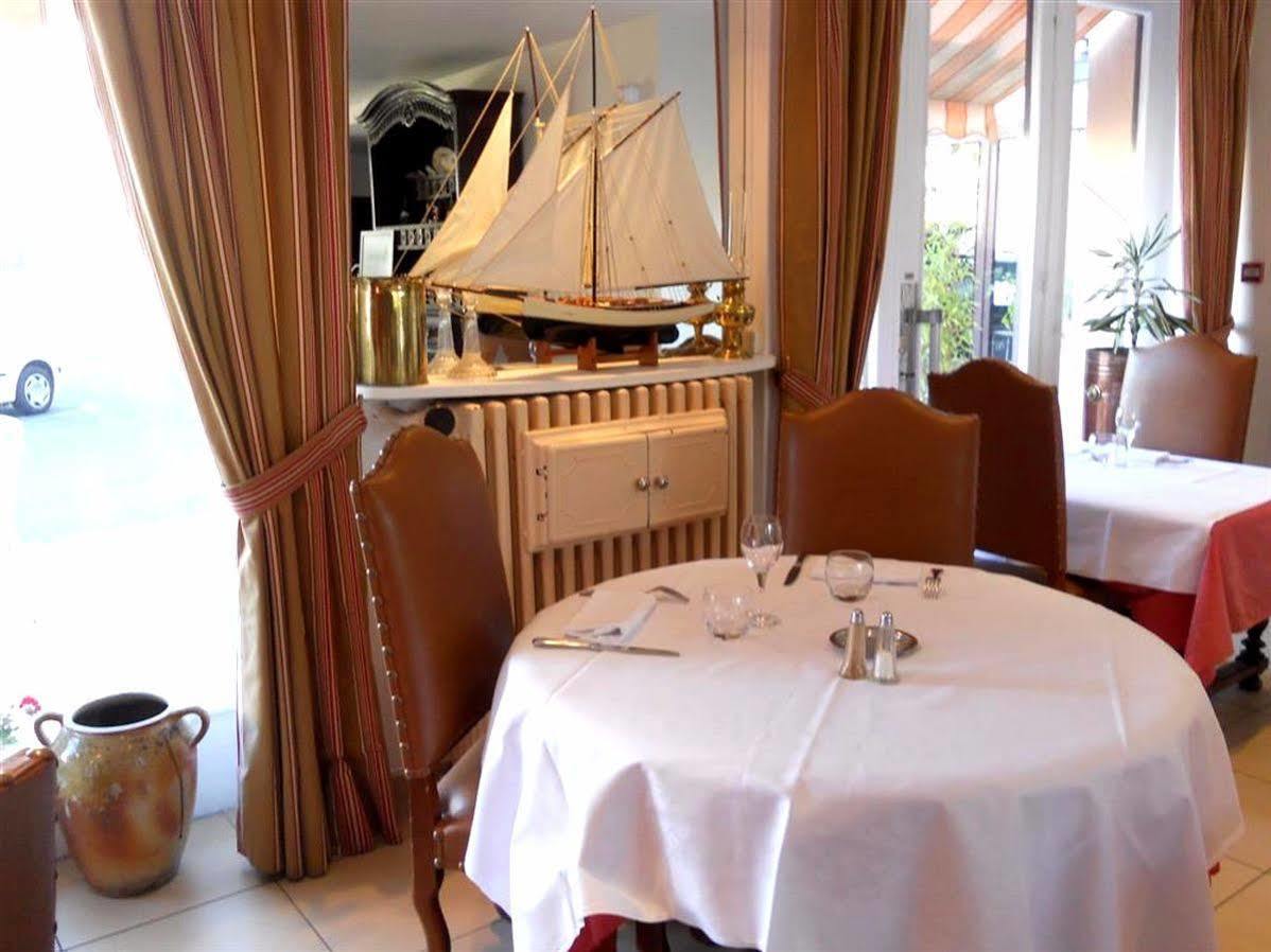 Hotel De Bretagne Dol Centre Ville - Hotel Et Restaurant Дол-де-Бретан Екстериор снимка