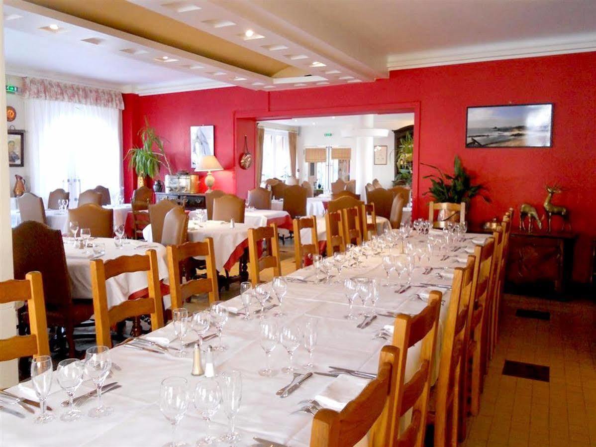 Hotel De Bretagne Dol Centre Ville - Hotel Et Restaurant Дол-де-Бретан Екстериор снимка