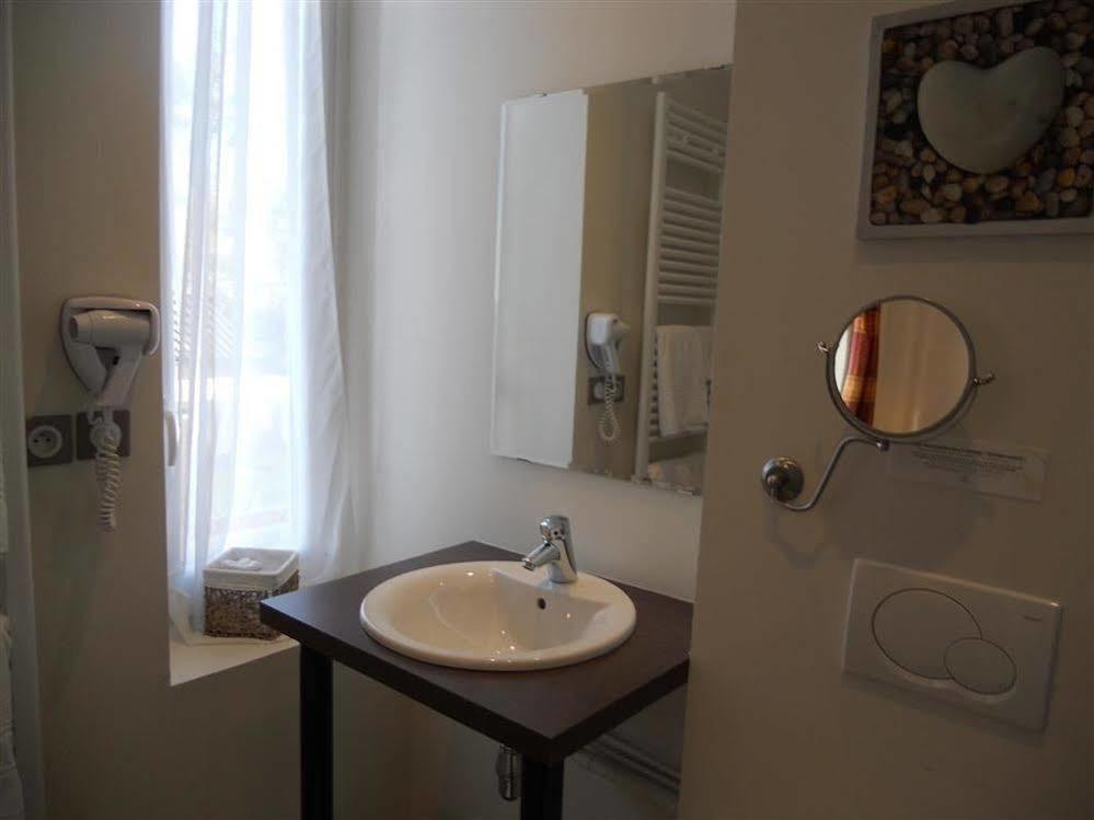 Hotel De Bretagne Dol Centre Ville - Hotel Et Restaurant Дол-де-Бретан Екстериор снимка