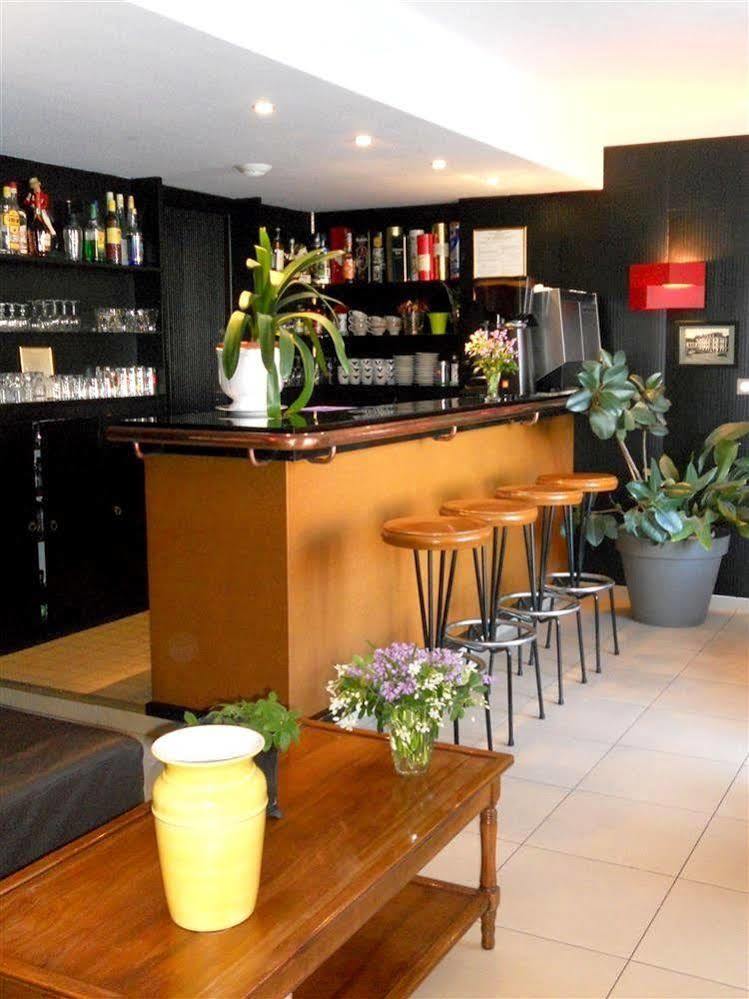 Hotel De Bretagne Dol Centre Ville - Hotel Et Restaurant Дол-де-Бретан Екстериор снимка